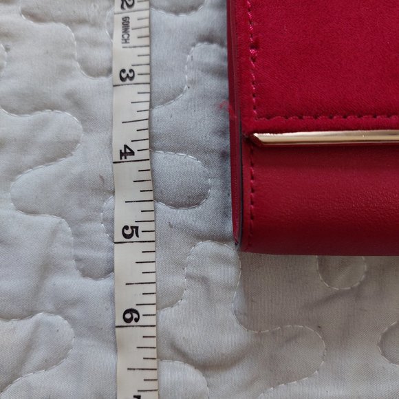 (2 for 25$) Dark red crossbody clutch with gold detailing from Aldo - Picture 5 of 7